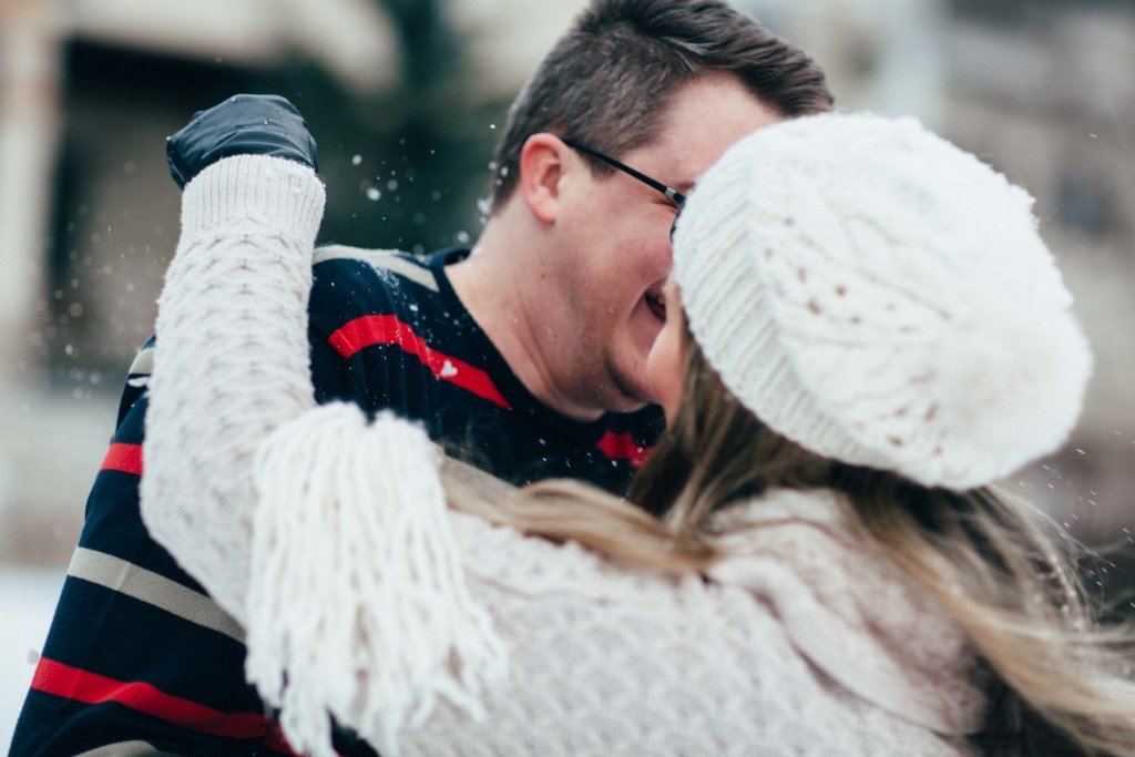 Babybauch-Shooting im Winter, frisch und fröhlich! | Tanja Schalling